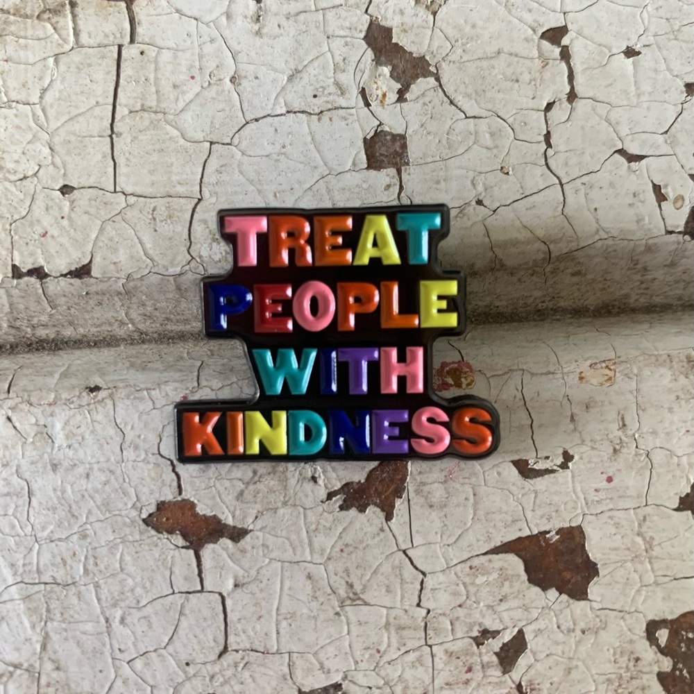 Brand new Harry Styles inspired “Treat people with Kindness” rainbow enamel pin - Picture 3 of 3